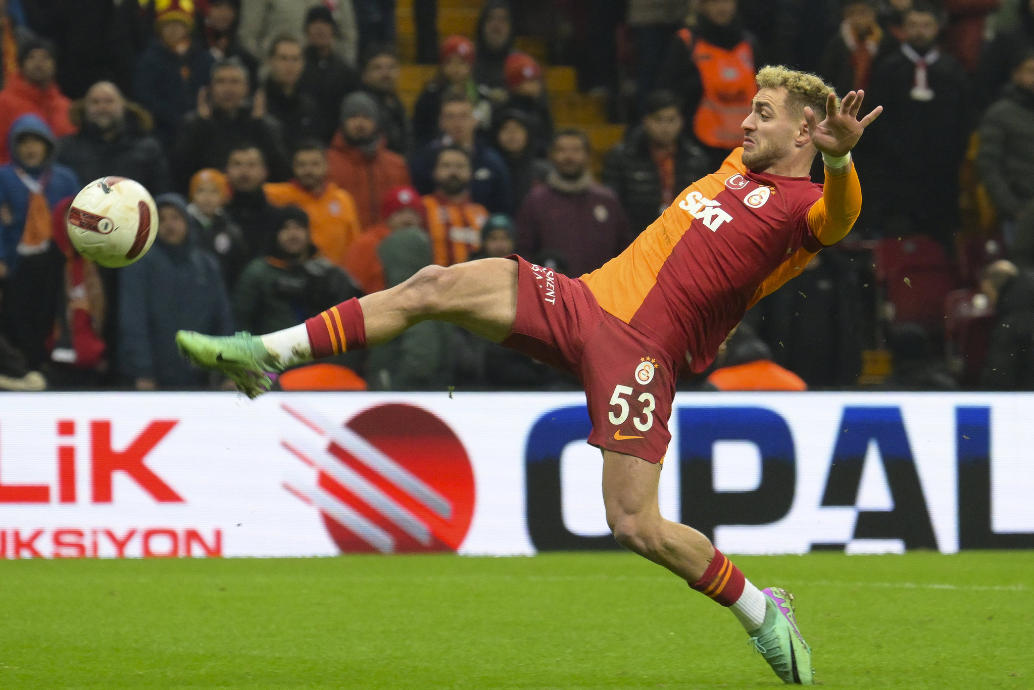 TRANSFER HABERİ | Galatasaray’a piyango vurdu! Cimbom’un 3 yıldızının peşindeler