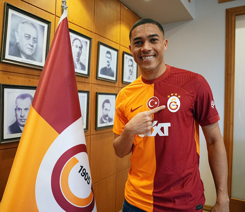 TRANSFER HABERİ | Galatasaray’a piyango vurdu! Cimbom’un 3 yıldızının peşindeler