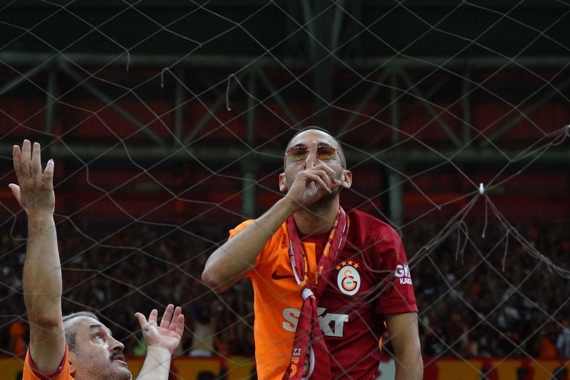 Galatasaray’a teselli ikramiyesi! Hakim Ziyech...