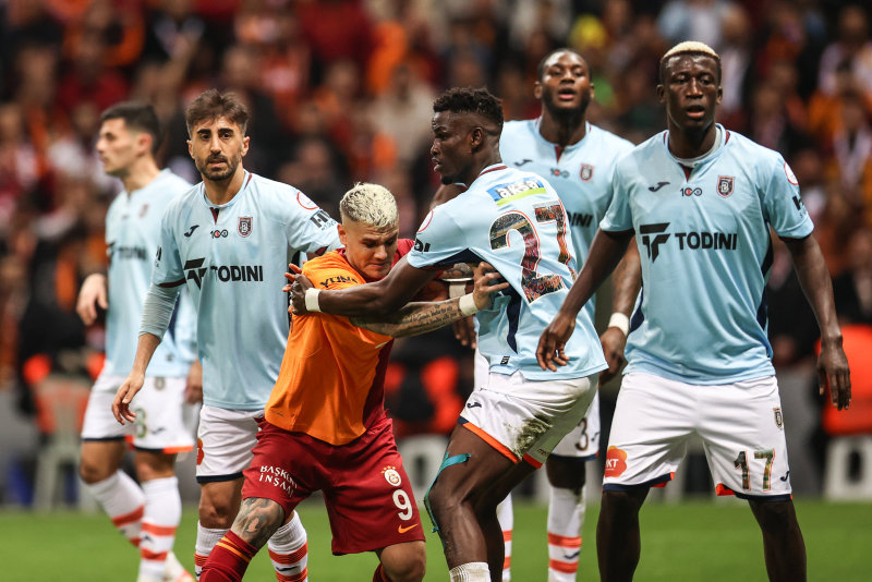 Spor yazarları Galatasaray - Başakşehir maçını değerlendirdi