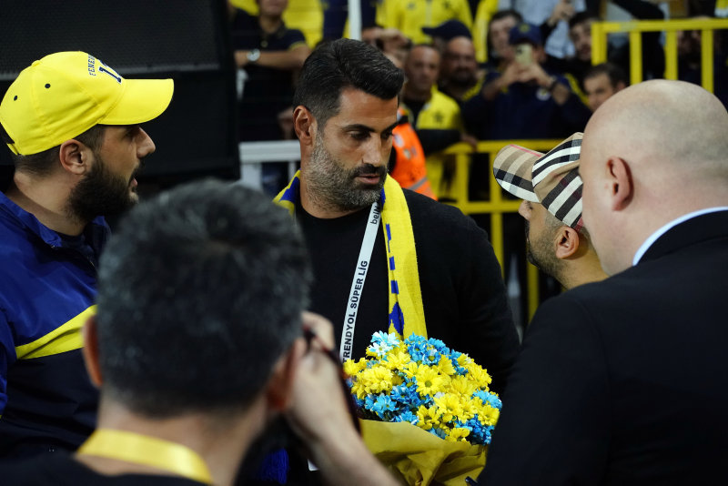 Fenerbahçe yönetimi ile Volkan Demirel arasında flaş görüşme! Detaylar ortaya çıktı