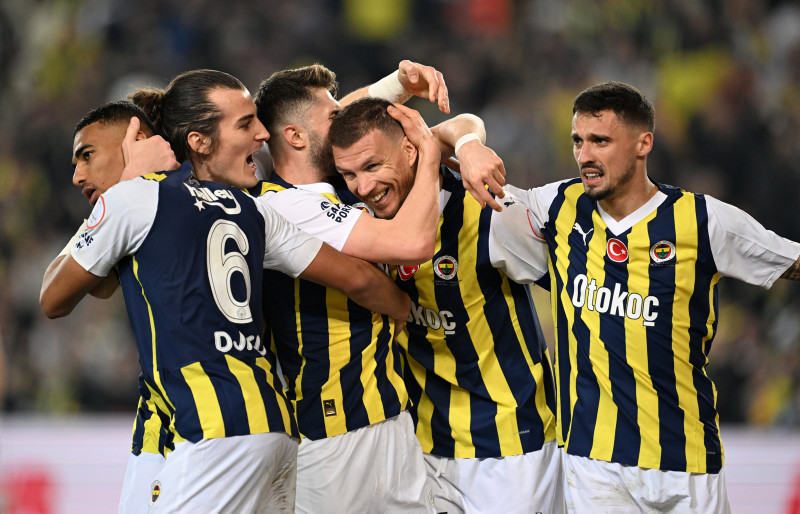 TRANSFER HABERİ: Yıllarca Barcelona’da oynadı! Sezon sonunda Fenerbahçe’ye geliyor