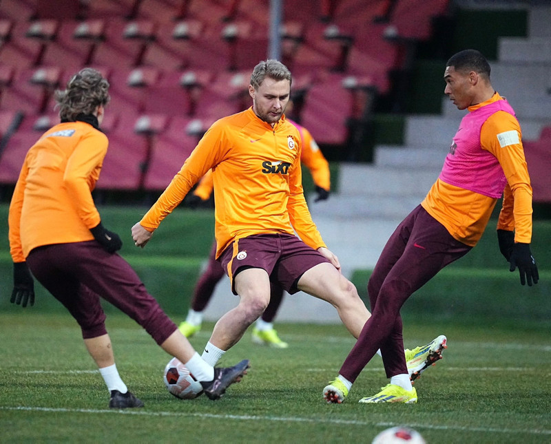 Galatasaray’a Wilfried Zaha gelişmesi! Sparta Prag maçı öncesi...