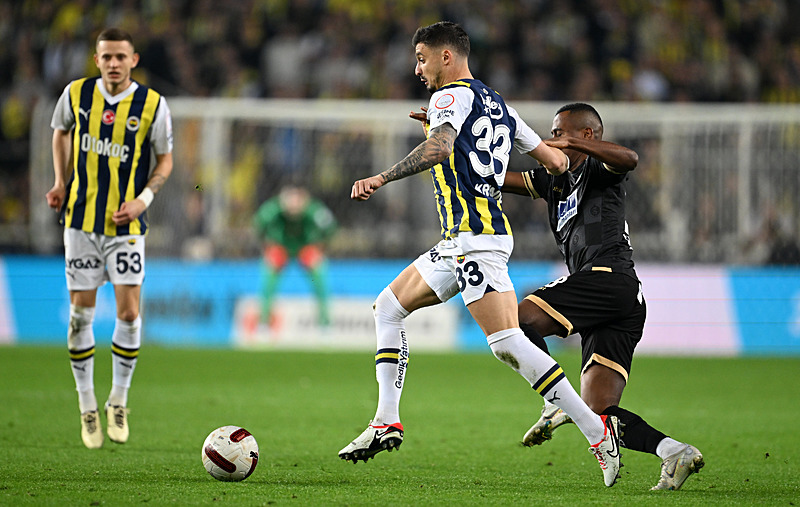 FENERBAHÇE TRANSFER HABERLERİ: Ferdi Kadıoğlu’na İngiliz kancası! Sezon sonunda...