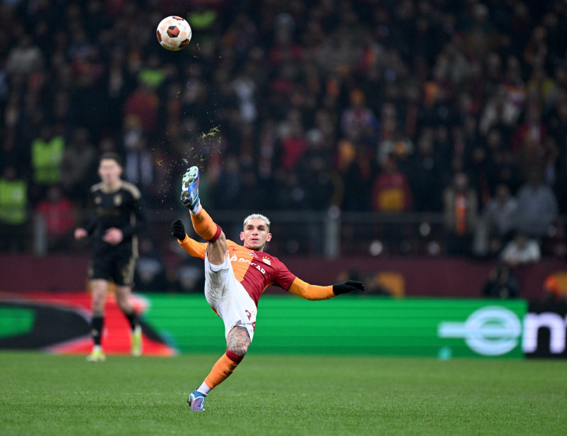 Spor yazarları Galatasaray - Sparta Prag yorumladı!
