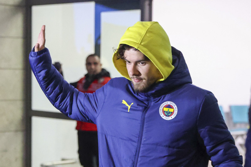 FENERBAHÇE TRANSFER HABERİ: Ferdi Kadıoğlu devlerin radarında! Resmi teklif geldi