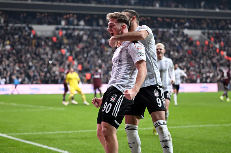 Semih Kılıçsoy’un menajerinden transfer sözleri! Dortmund’la anılıyordu...