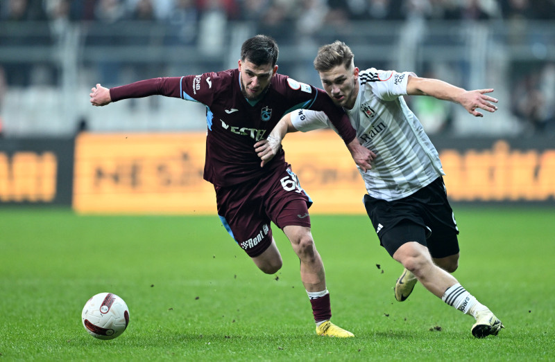 Semih Kılıçsoy’un menajerinden transfer sözleri! Dortmund’la anılıyordu...