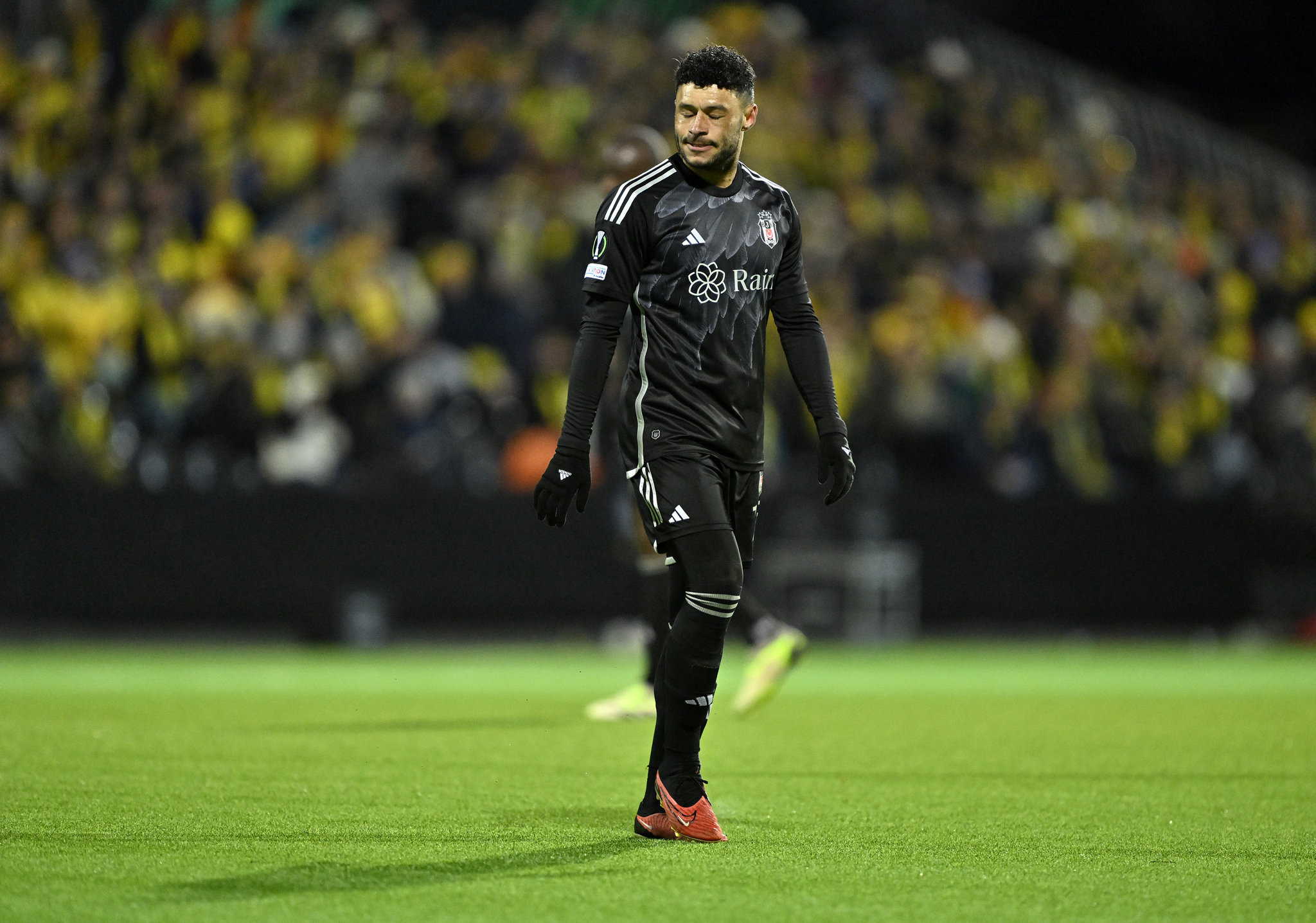 Beşiktaş’ta Chamberlain’in lisansı dondurulacaktı ama kabul etmedi! Nedeni ortaya çıktı