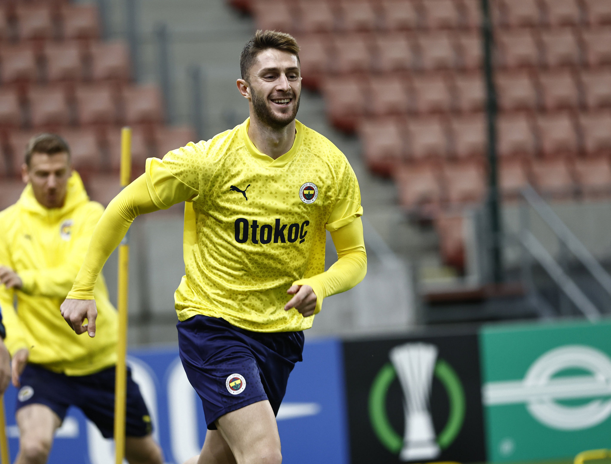 FENERBAHÇE HABERİ: İsmail Kartal’dan radikal karar! Kadro değişiyor