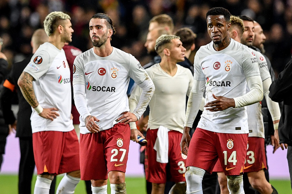 Galatasaray liderlik peşinde! İşte Okan Buruk’un Bitexen Antalyaspor maçı muhtemel 11’i