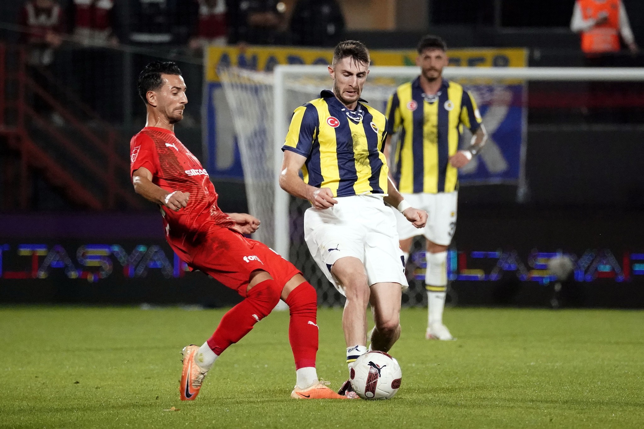 Ömer Üründül’den flaş Fenerbahçe - Kasımpaşa maçı yorumu! VAR neyi gördü de çağırdı?