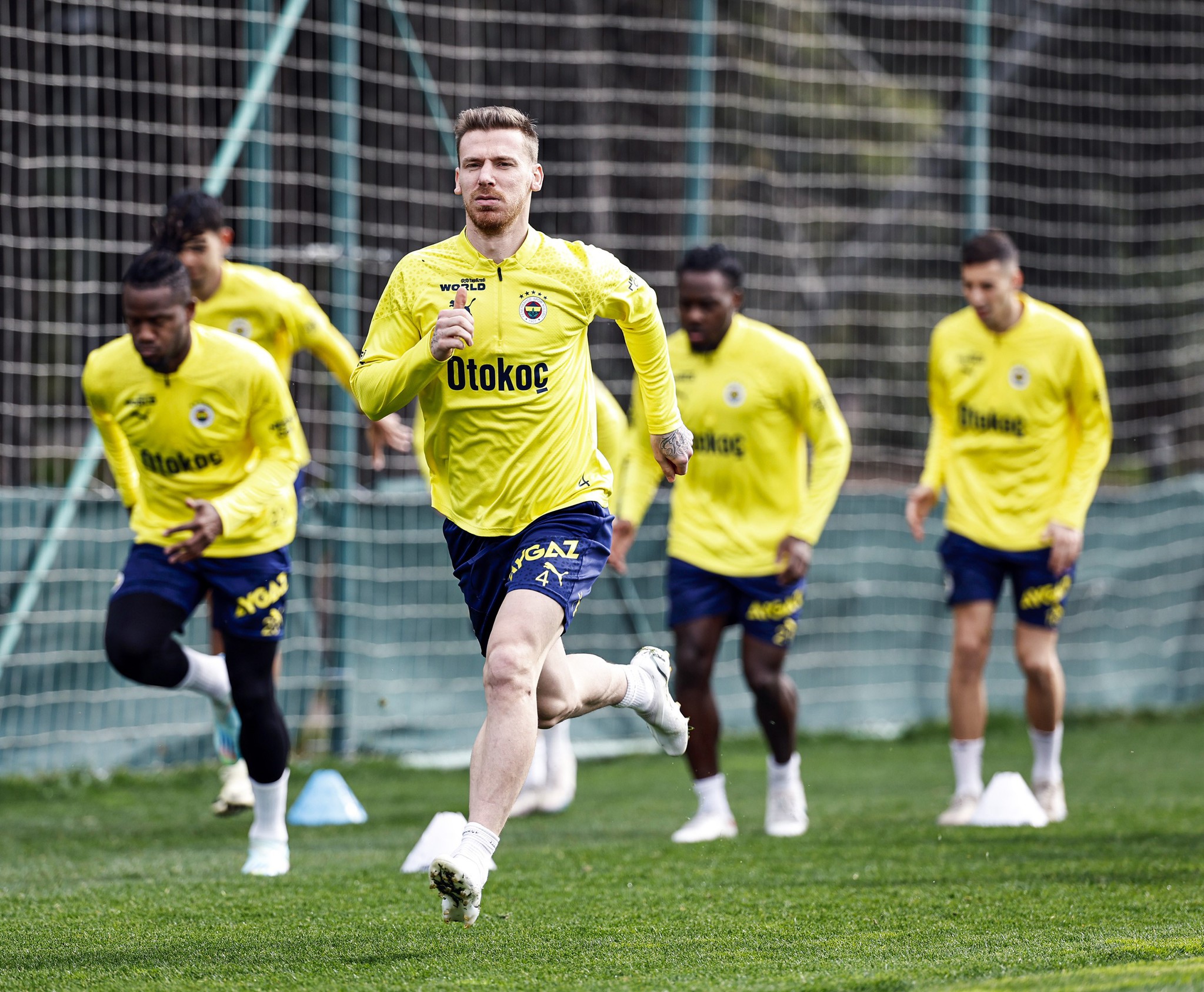 FENERBAHÇE HABERLERİ - Alexander Djiku’nun yokluğu kim dolduracak? İsmail Kartal kararını verdi!