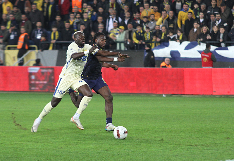 Spor yazarları Ankaragücü - Fenerbahçe maçını yorumladı!