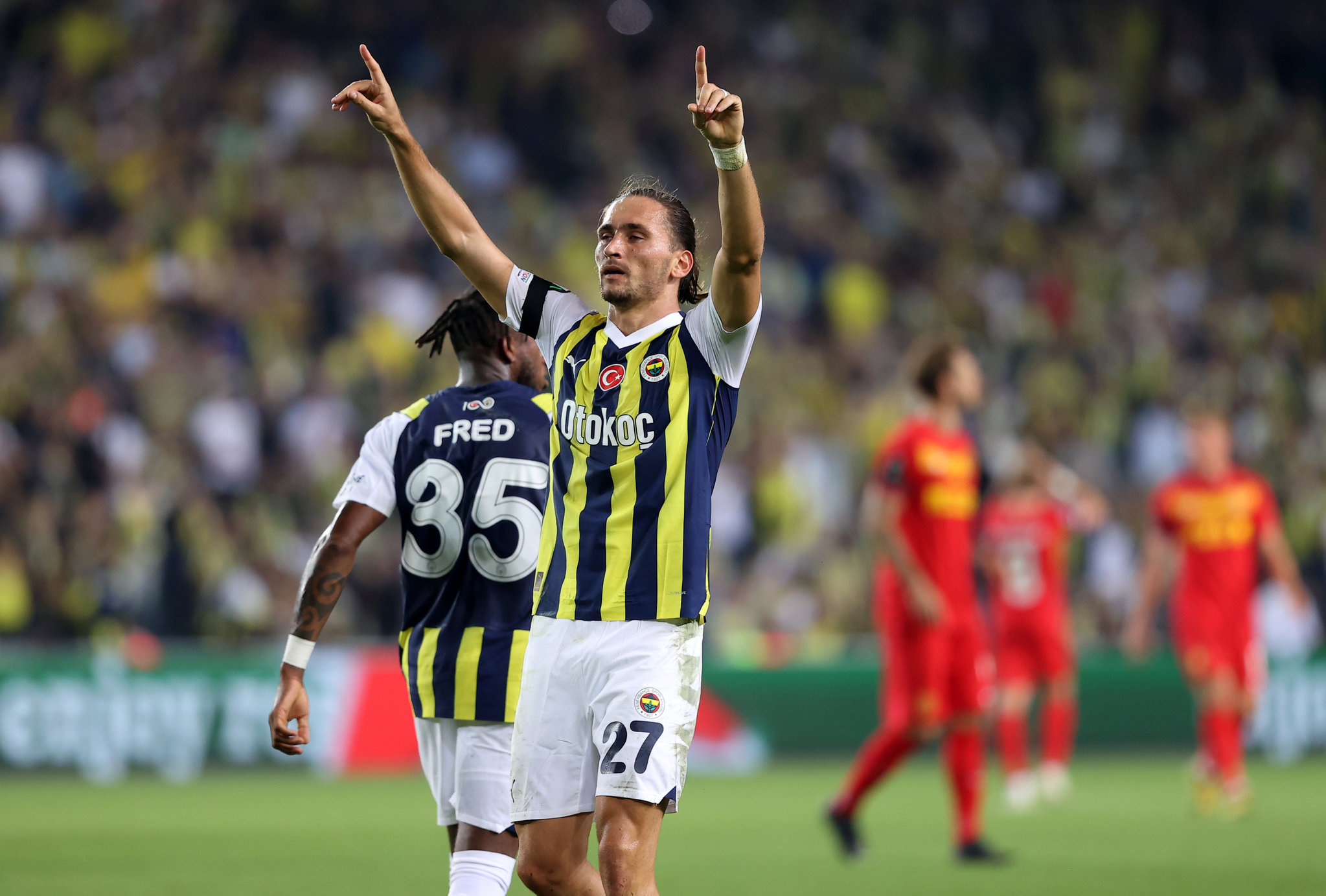 TRANSFER HABERİ: Fenerbahçe’ye dev piyango! İki futbolcu...