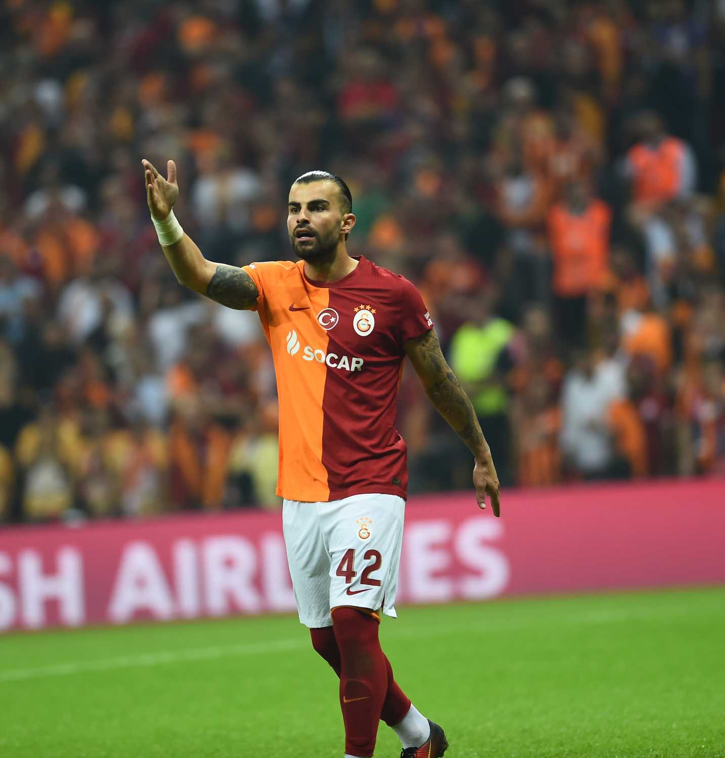 Galatasaray’a büyük şok! O yıldızdan kötü haber geldi