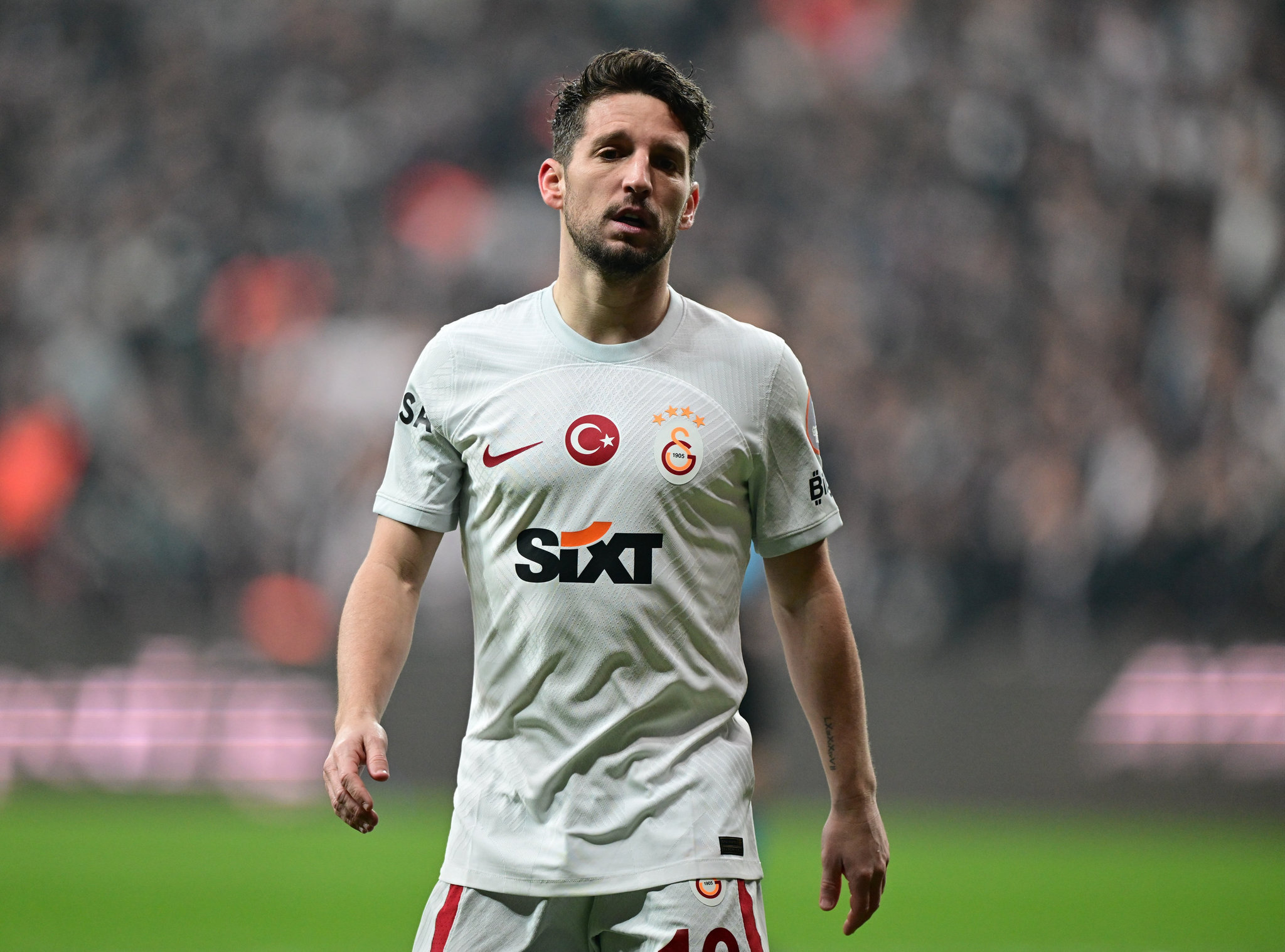 Galatasaray’da gündem Dries Mertens! Menajeri İstanbul’a davet edildi