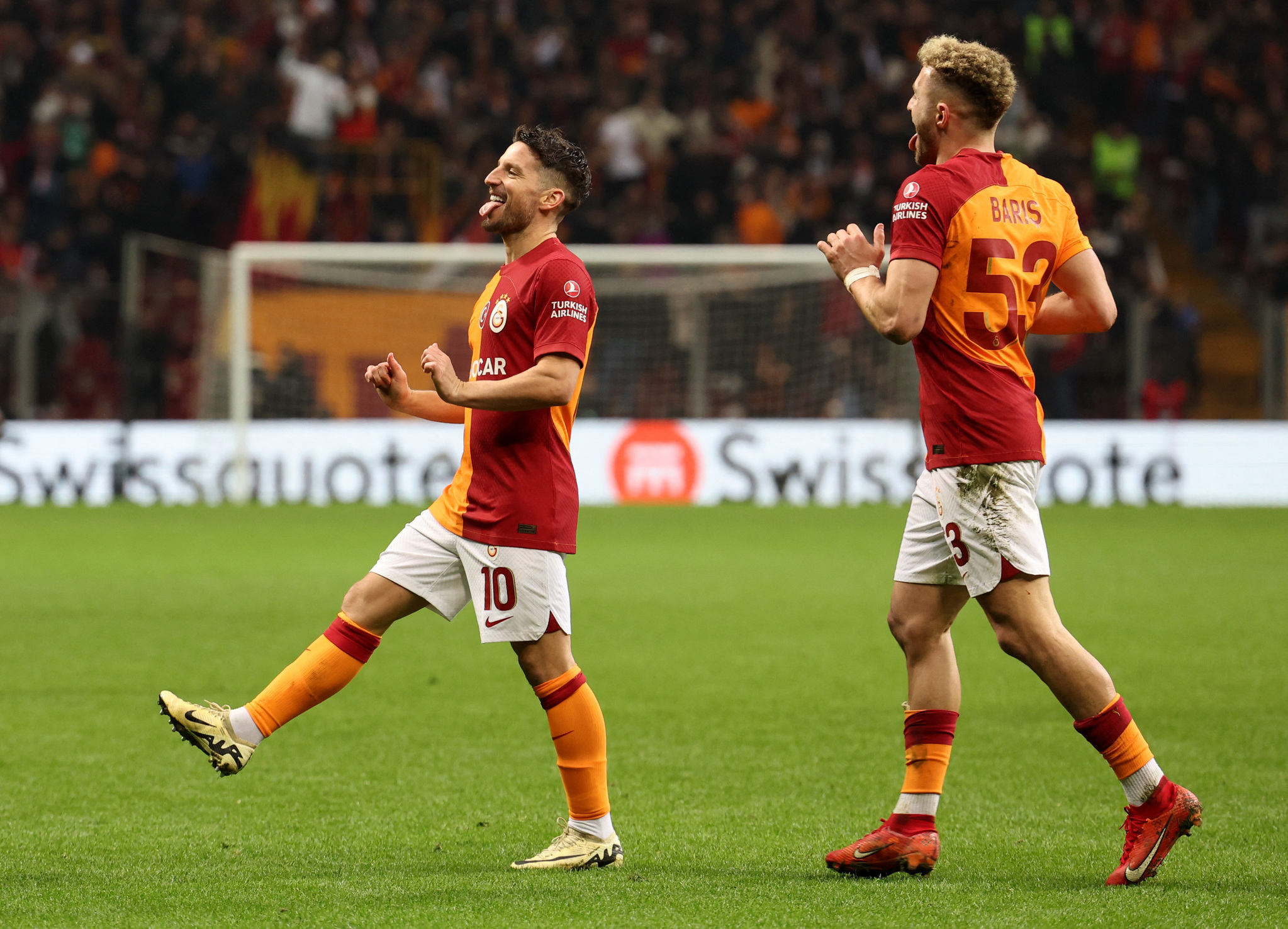 Galatasaray’da gündem Dries Mertens! Menajeri İstanbul’a davet edildi
