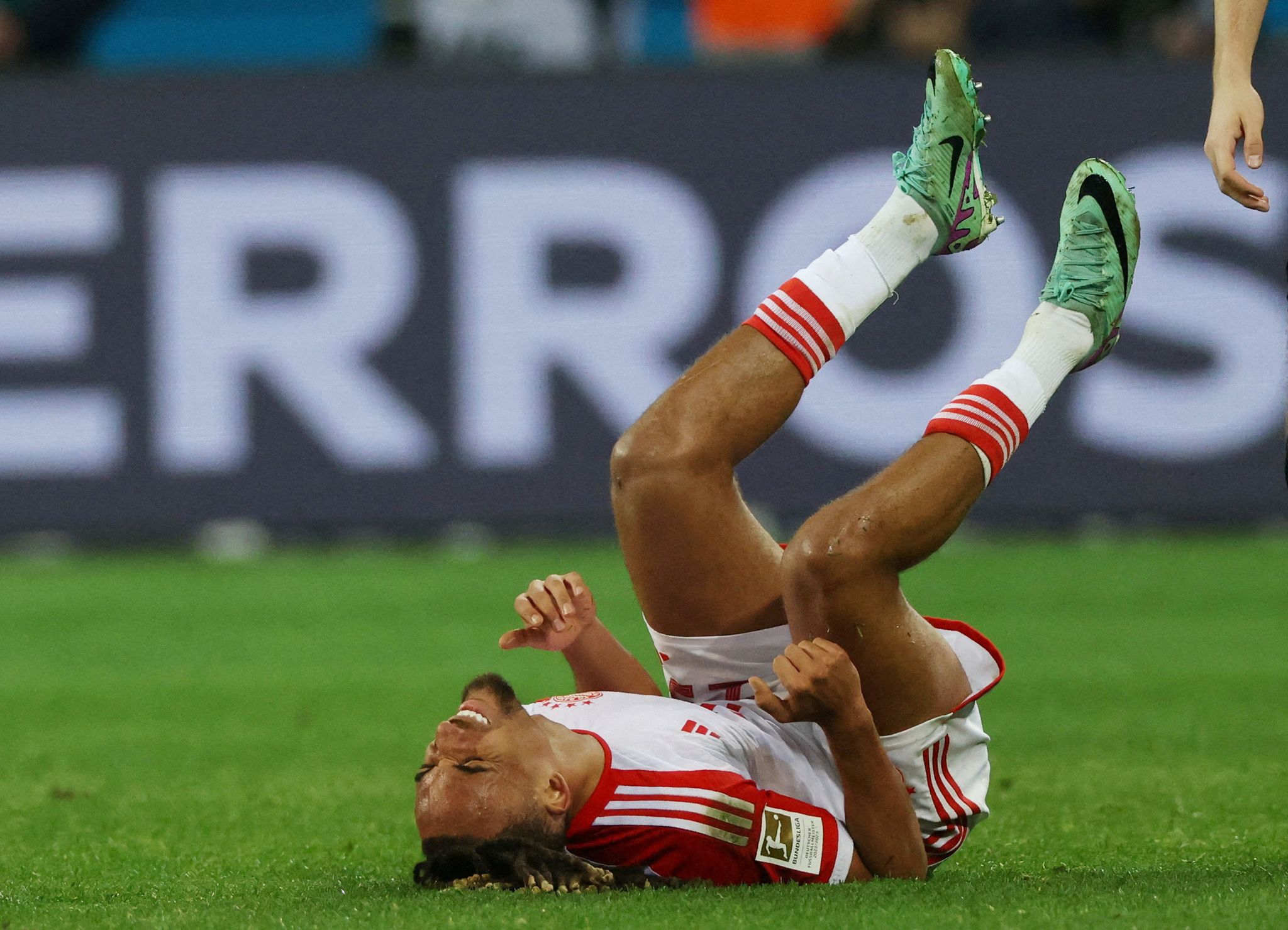 Bayern Münih’in Sacha Boey pişmanlığı! Gelecek sezon...