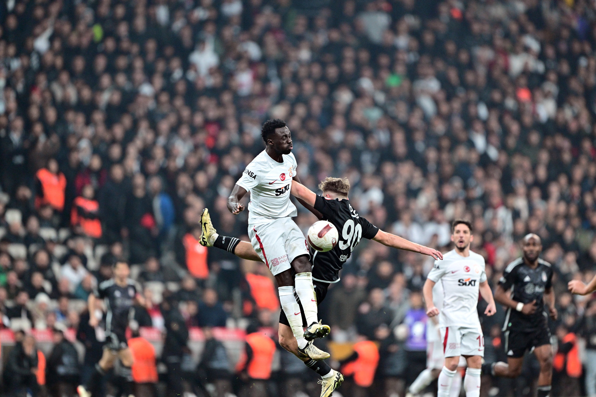 GALATASARAY HABERLERİ | Davinson Sanchez’in dönüş tarihi belli oldu! O maçta sahada