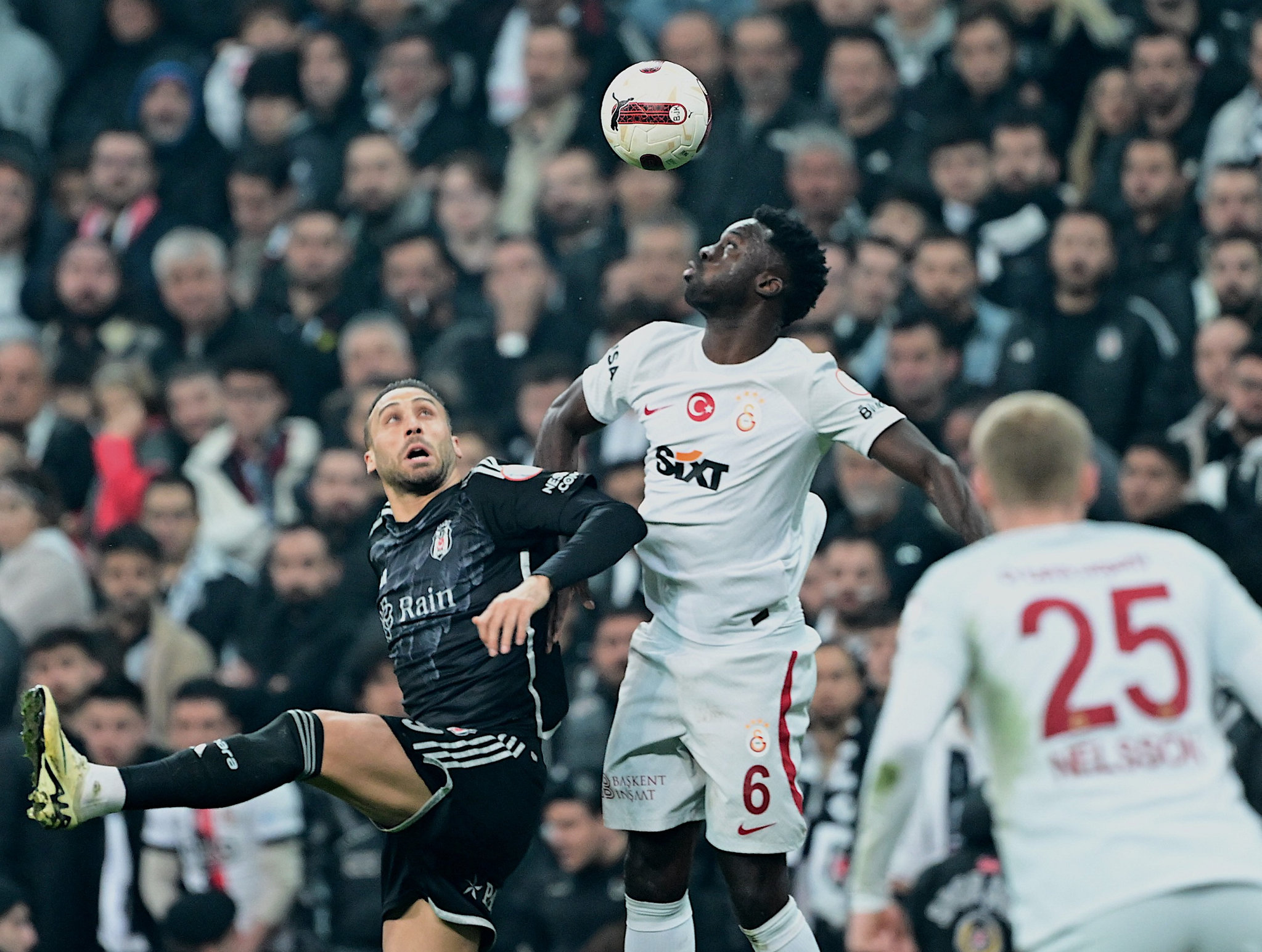 GALATASARAY HABERLERİ | Davinson Sanchez’in dönüş tarihi belli oldu! O maçta sahada