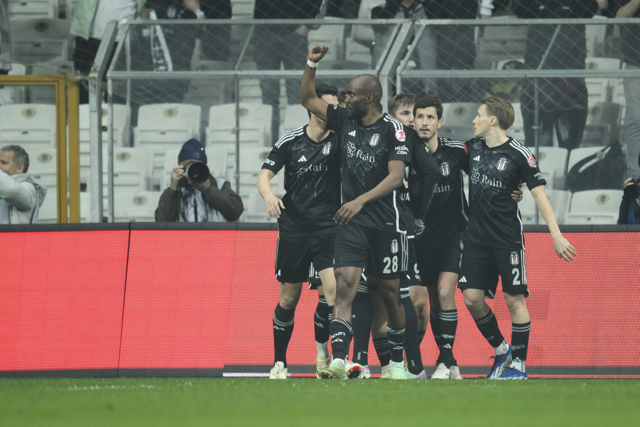 Beşiktaş’ta Salih Uçan şoku!