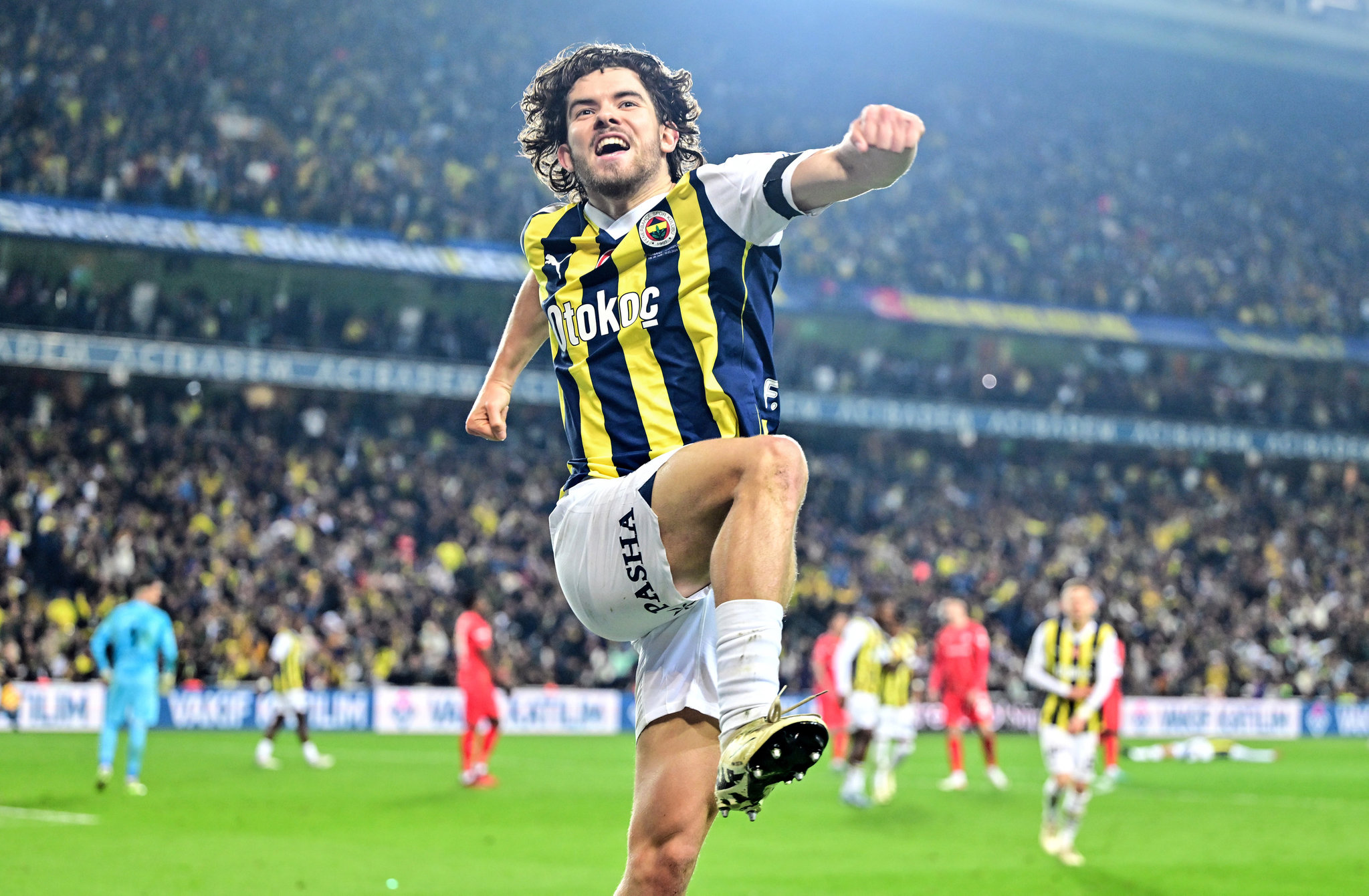 FENERBAHÇE HABERLERİ - İngilizler Ferdi Kadıoğlu’nun peşinde! İşte beklenen bonservis