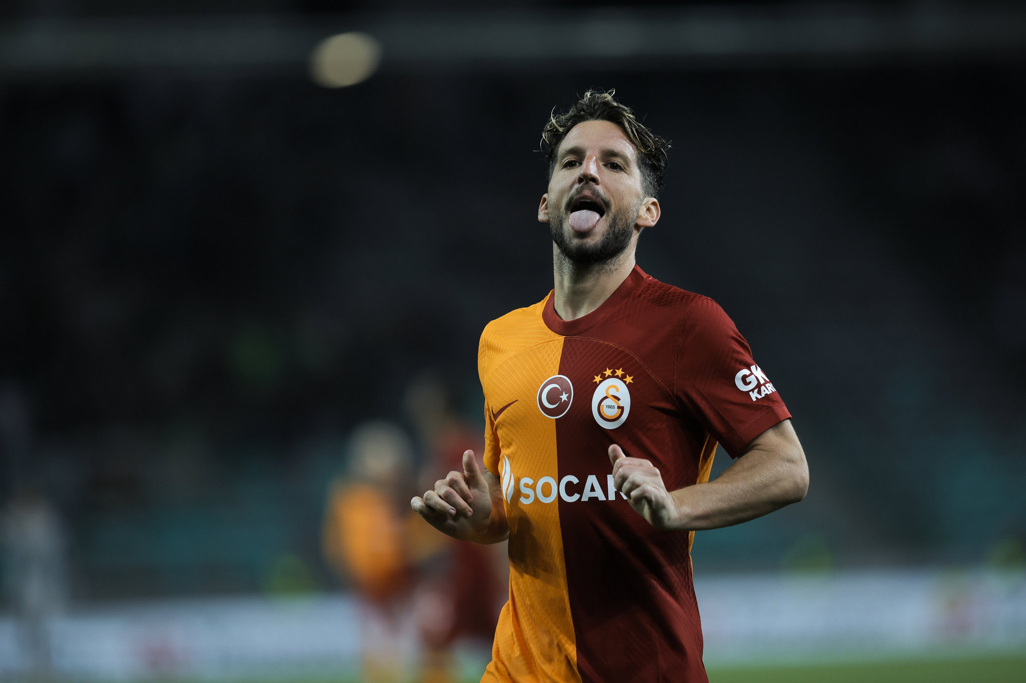 TRANSFER HABERİ: Dries Mertens kararını veriyor! Galatasaray’da kalacak mı?