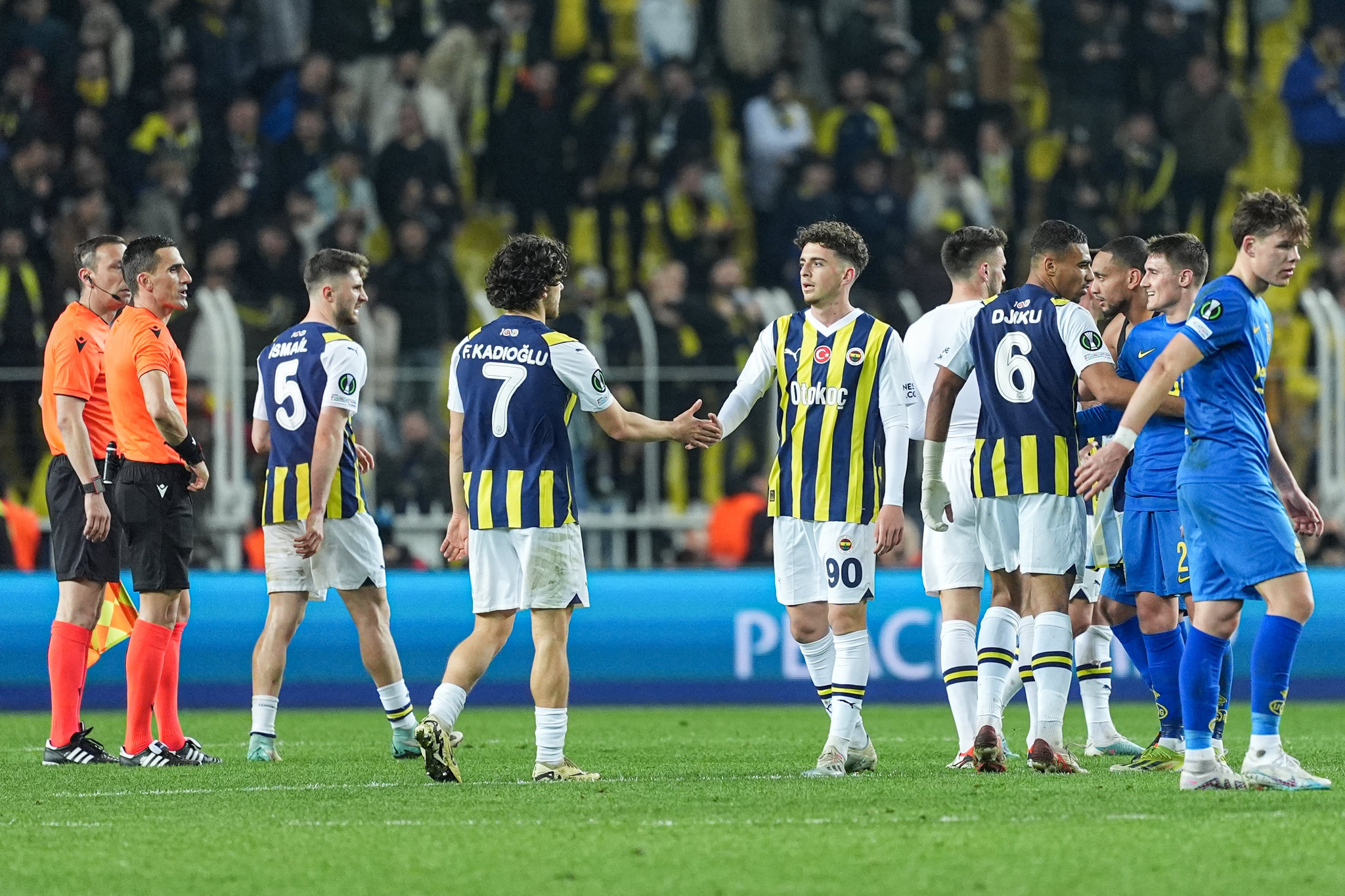 Fenerbahçe’nin UEFA Avrupa Konferans Ligi’nde rakibi Olympiakos! Tur şansı...