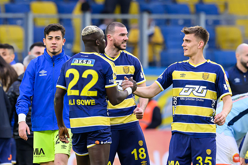 İşte Süper Lig’in en değerli takımları! Beşiktaş, Fenerbahçe, Galatasaray ve Trabzonspor...