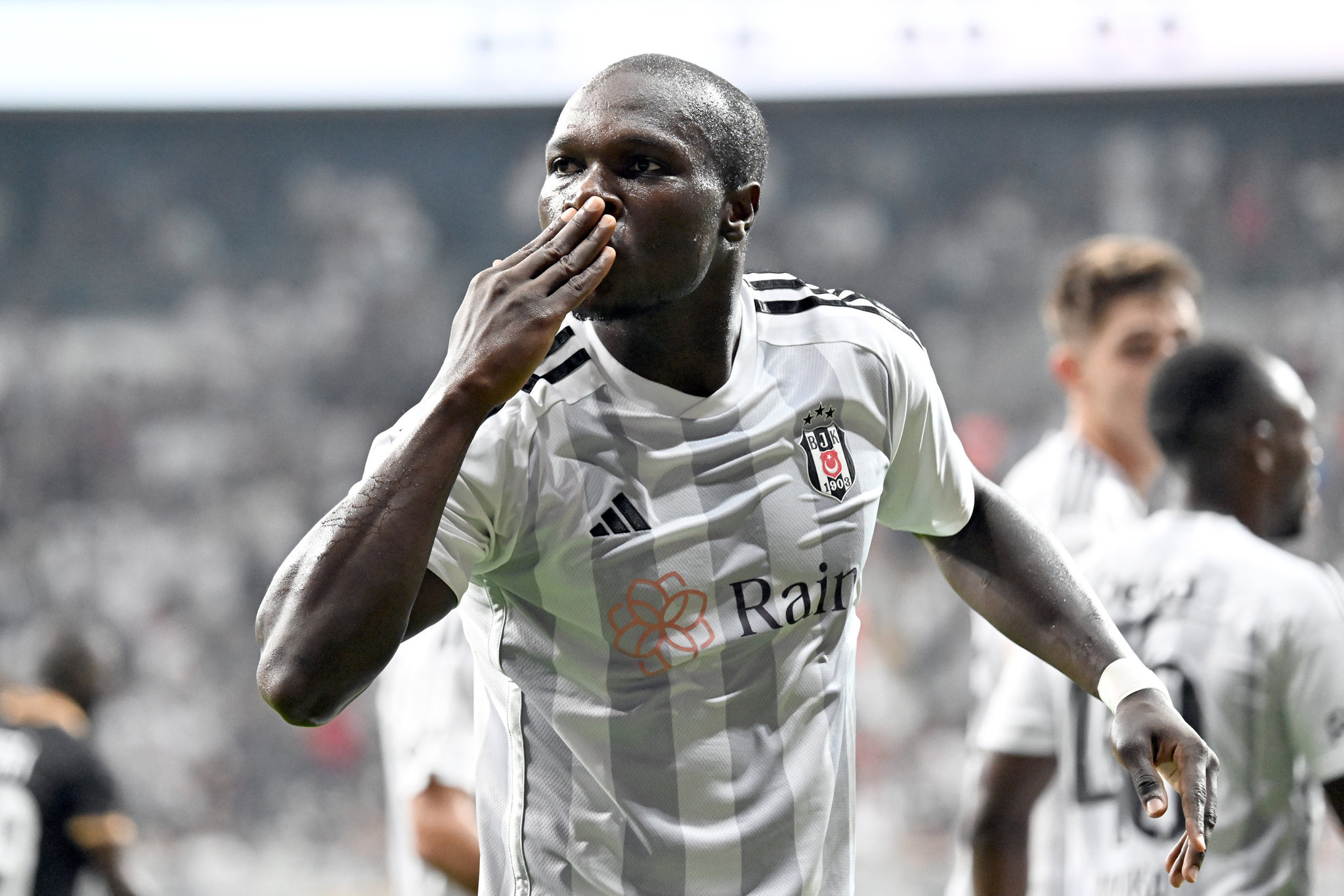 TRANSFER HABERİ: Beşiktaş’ta Aboubakar çıkmazı! Ayrılık için bunu istedi