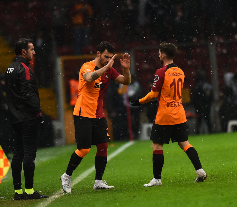 Galatasaray’da flaş Kaan Ayhan gelişmesi!