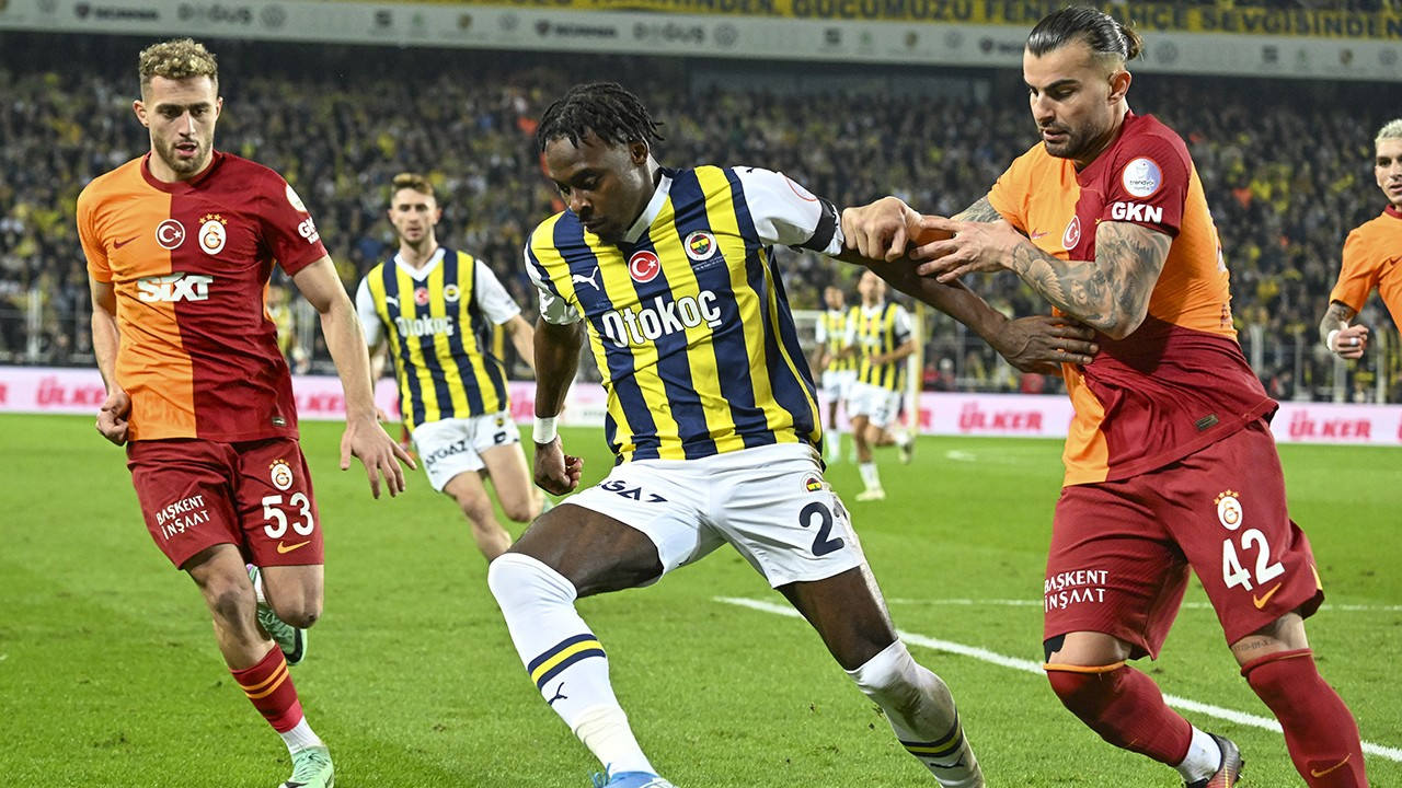 Fransızlardan bomba iddia! Fenerbahçe ve Galatasaray transferde karşı karşıya