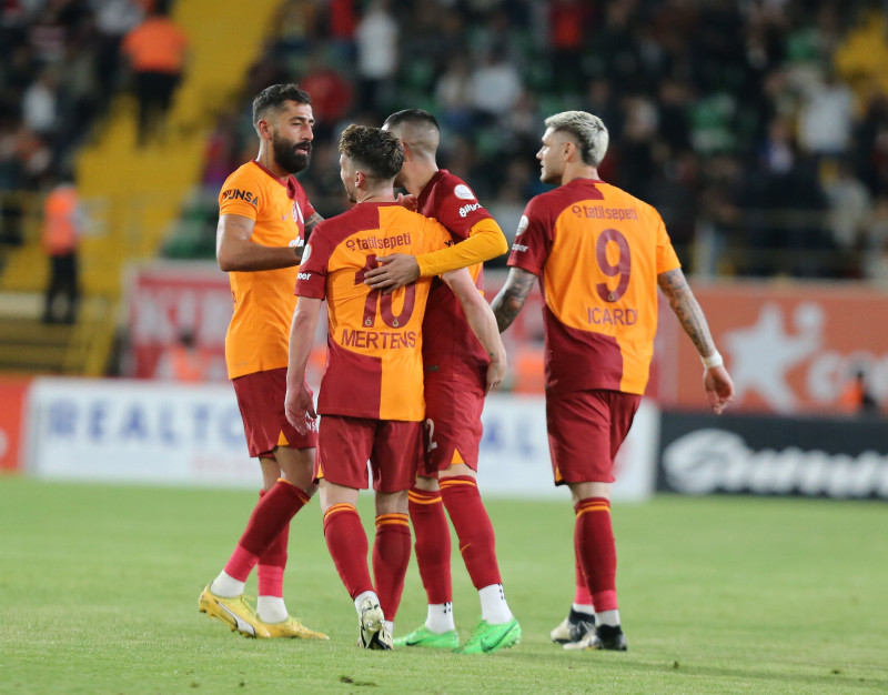 Galatasaray’ın eski aşkı alevlendi! Transferde bu kez müjdeli haber geldi