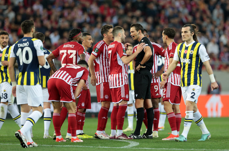 İsmail Kartal’dan radikal karar! İşte Fenerbahçe’nin Olympiakos maçı 11’i