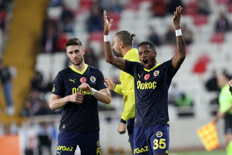 Fenerbahçe’de iç savaş! Dzeko ve Tadic’ten İsmail Kartal’a baskı