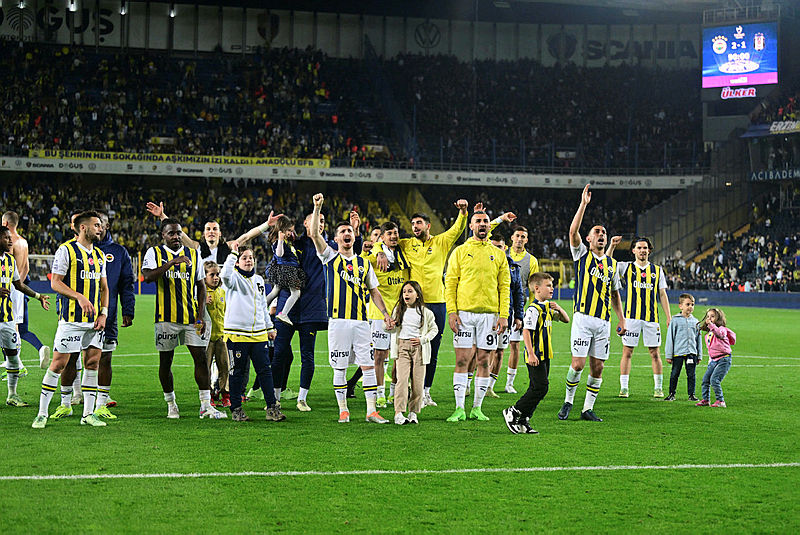 Süper Lig’de şampiyonluk yarışı kızıştı! İşte Galatasaray ve Fenerbahçe’nin kalan maçları