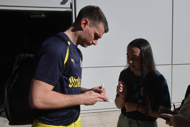 FENERBAHÇE HABERLERİ: Dominik Livakovic için sürpriz transfer iddiası!