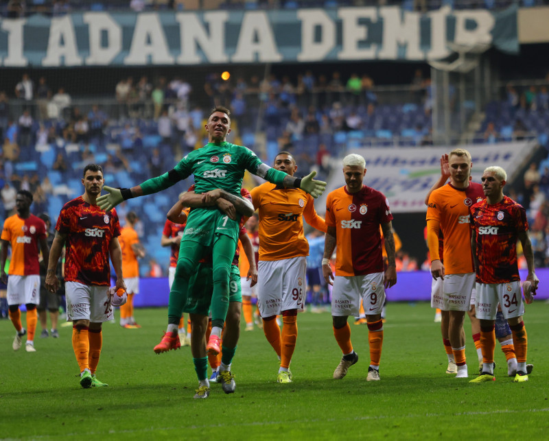 Galatasaray’da Okan Buruk imzayı atıyor! İşte sözleşme süresi