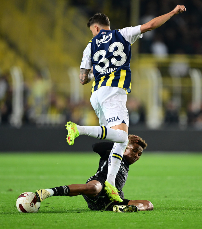 FENERBAHÇE HABERİ: Rade Krunic isyan etti! Yakın çevresine...