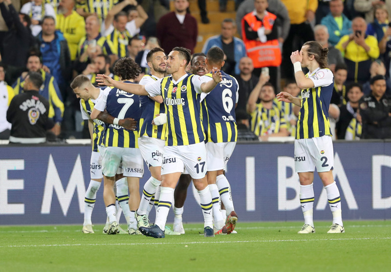 Fenerbahçe’de İsmail Kartal’dan flaş Cengiz Ünder kararı! Kalan maçlarda...