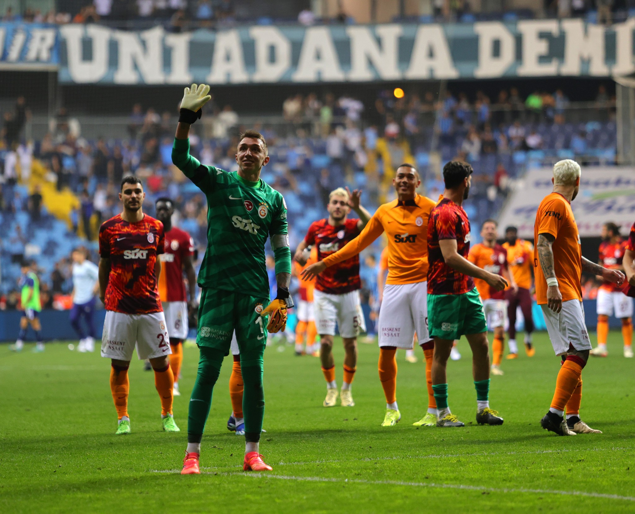 GALATASARAY HABERLERİ: Okan Buruk’tan ilk 11 kararı! Ziyech mi, Kerem Aktürkoğlu mu?