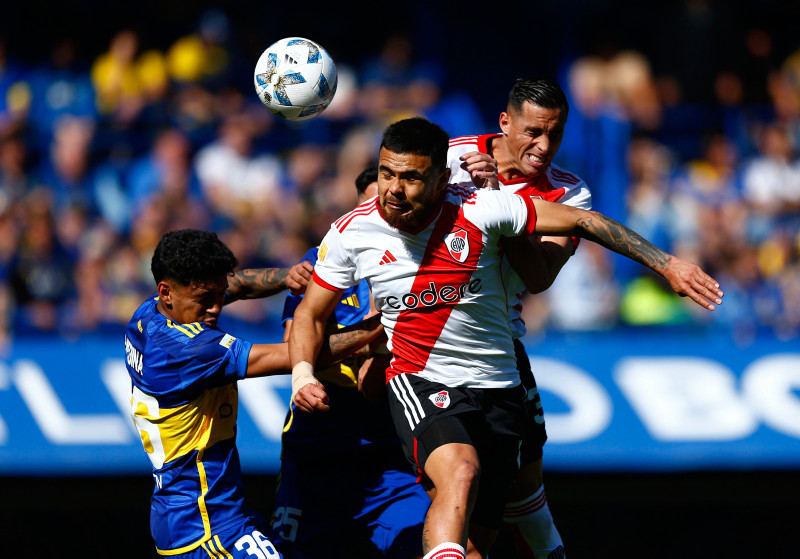 Transfer yarışı başladı! Beşiktaş ve Fenerbahçe karşı karşıya