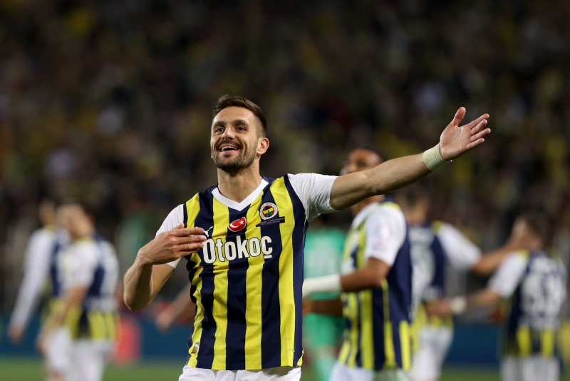 FENERBAHÇE HABERLERİ | Dusan Tadic’e İsmail Kartal’dan büyük övgü!