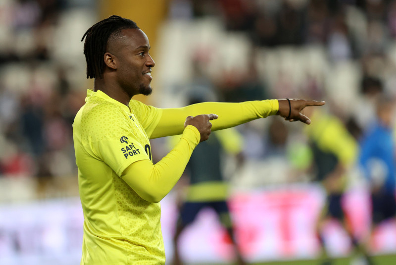 TRANSFER HABERİ | Fenerbahçe’de Micy Batshuayi gelişmesi! Sözleşmesi...