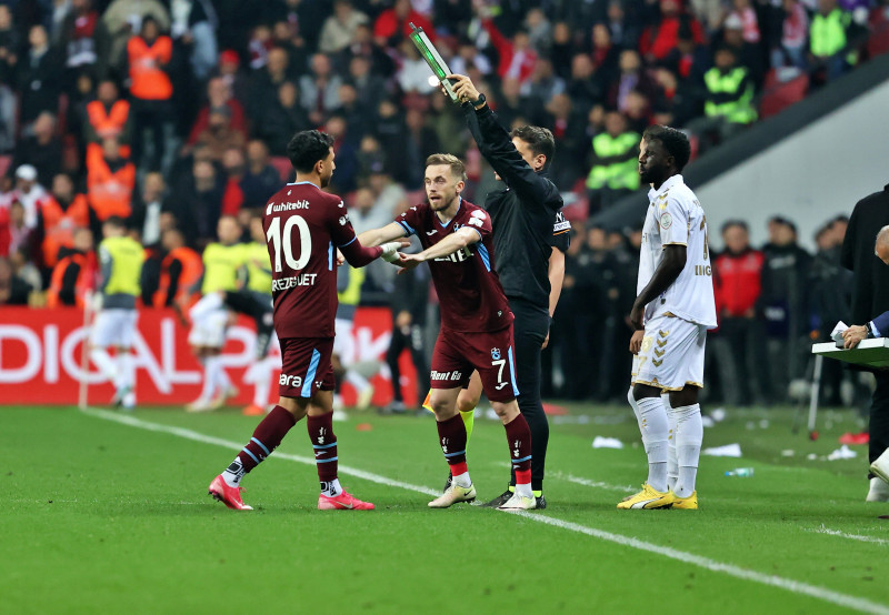 Samsunspor Trabzonspor maçı sonrası flaş eleştiri! Dersine hiç çalışmamış