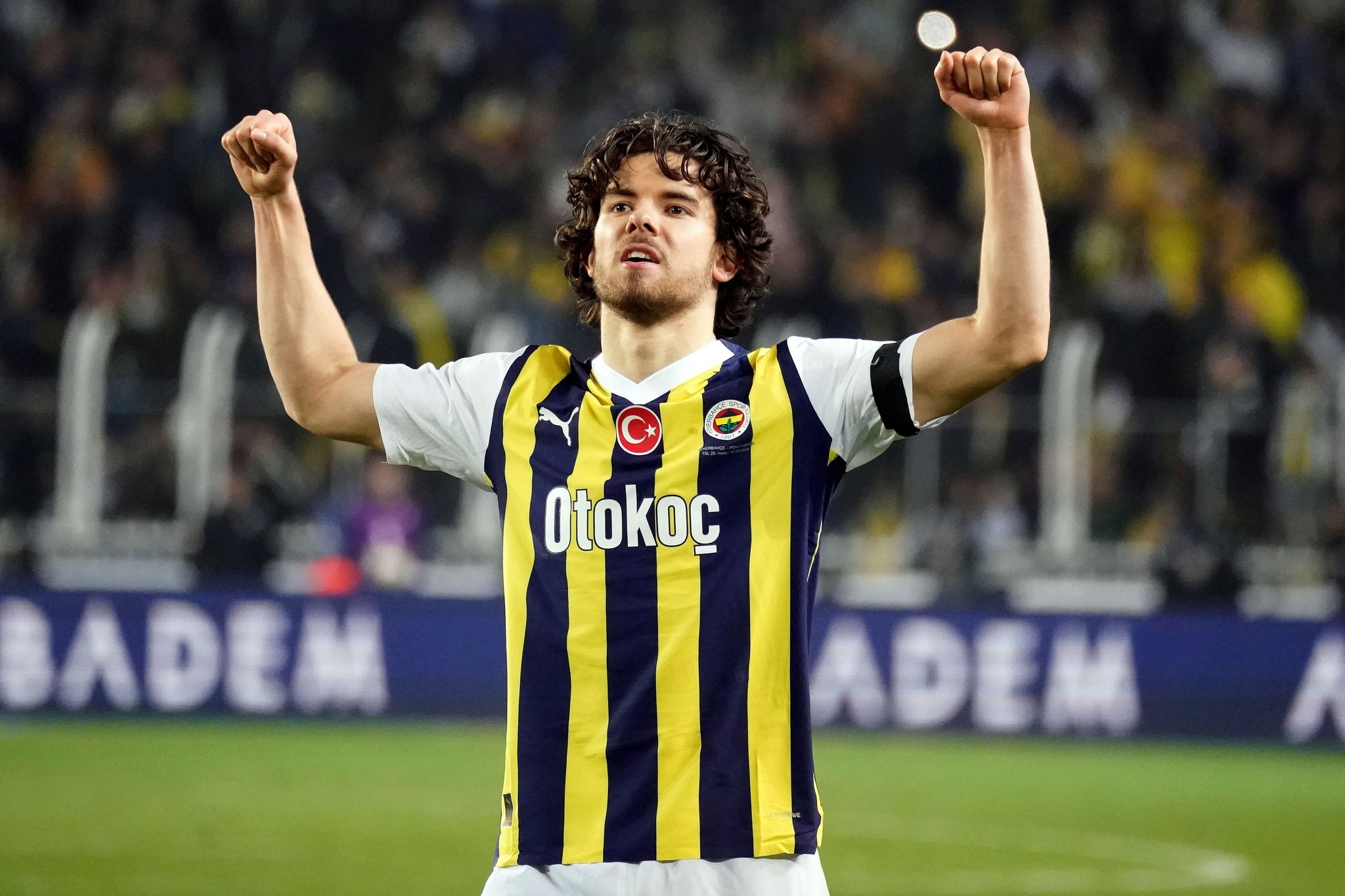 FENERBAHÇE TRANSFER HABERİ | Ferdi Kadıoğlu yuvadan uçuyor! Anlaşma tamam