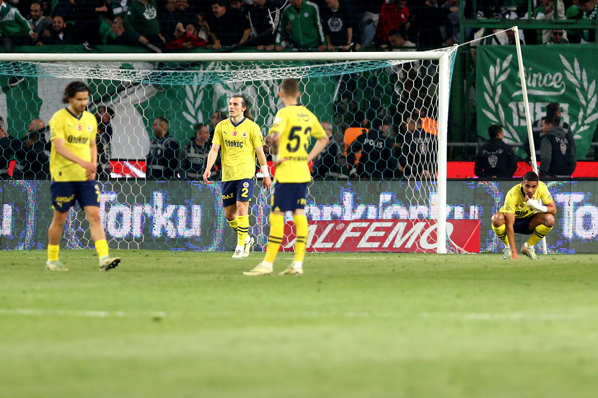 Ahmet Çakar’dan flaş Fenerbahçe yorumu! 1 yılı heba oldu