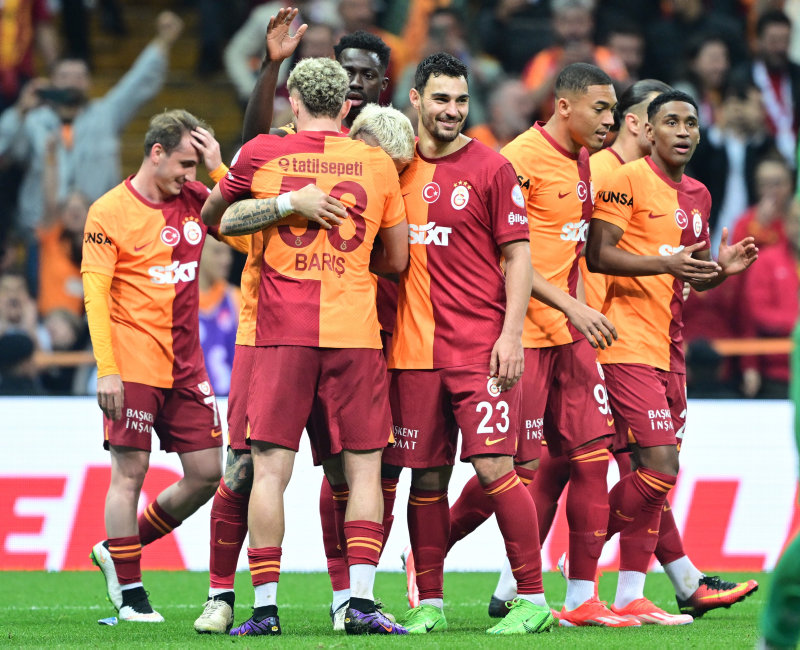 TRANSFER HABERİ - Galatasaray yeni sezona bomba gibi girecek! Arjantinli yıldız listede