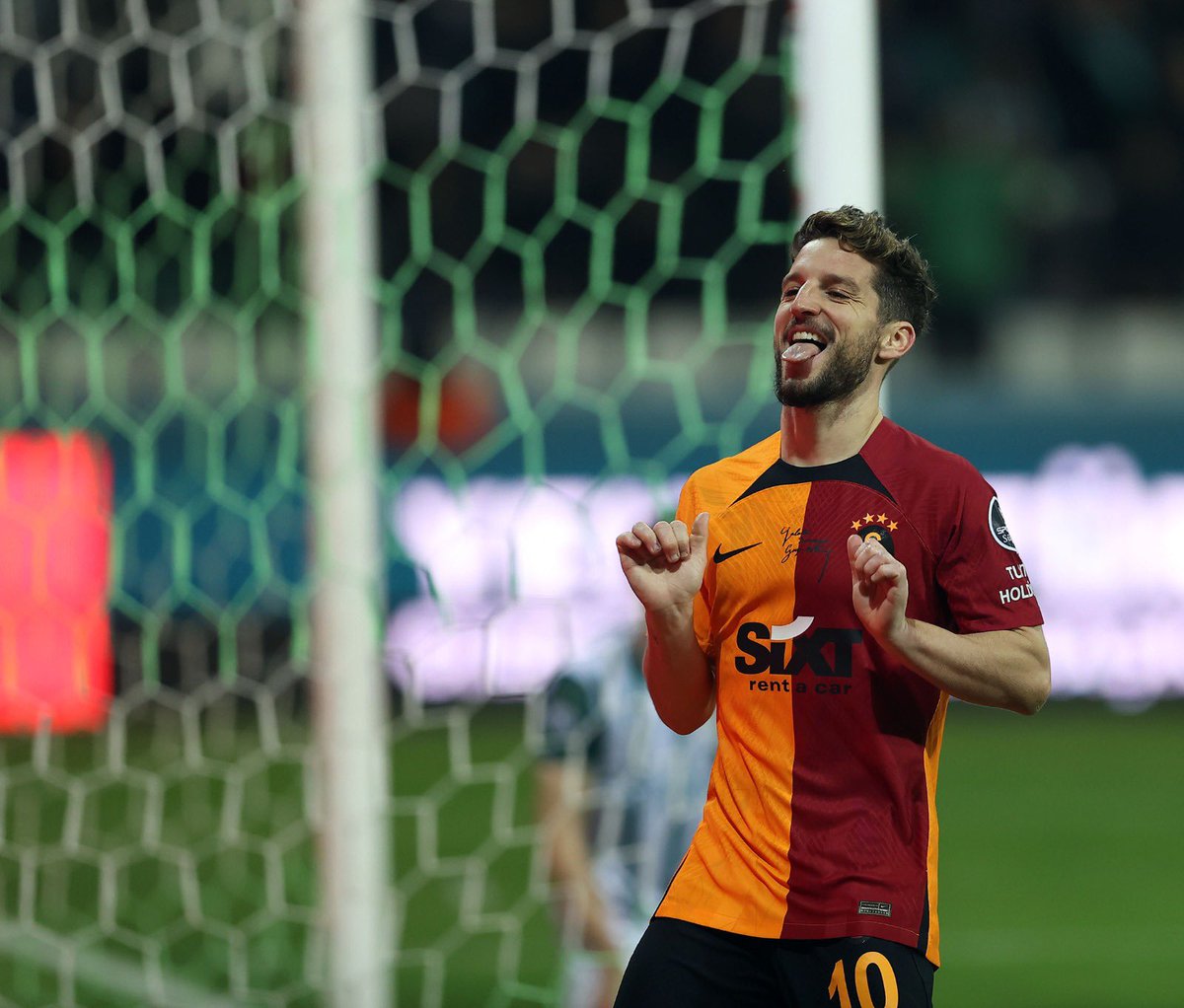 TRANSFER HABERİ: Galatasaray’da Dries Mertens belirsizliği! İmza şartı belli oldu